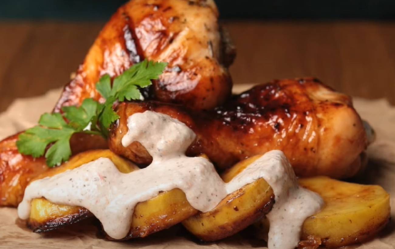 Що приготувати з курятини: 5 рецептів страв для перекусу, обіду та вечері